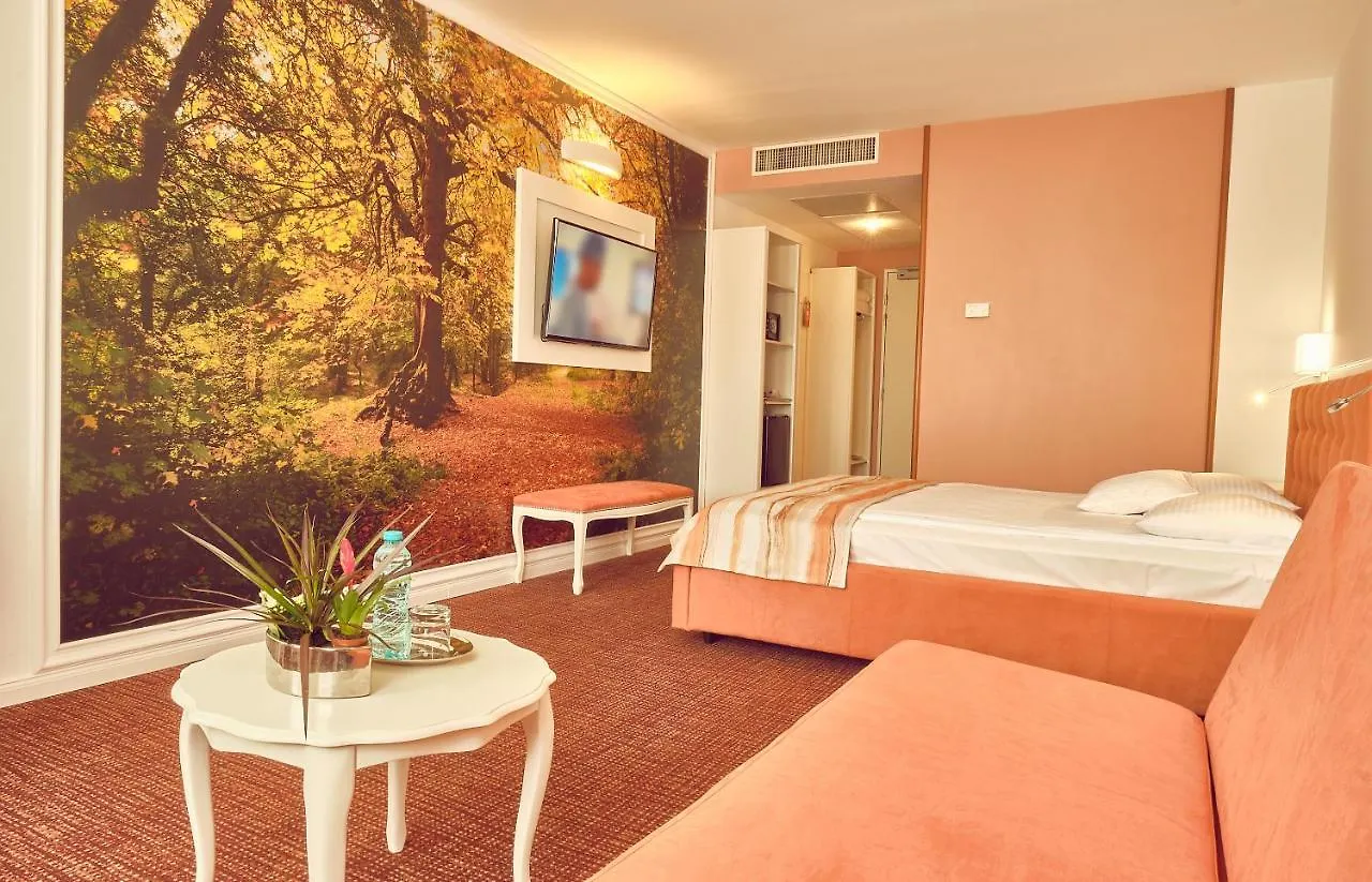 Continental Forum Bucuresti Palatul Parlamentului Hotel Bukurešť