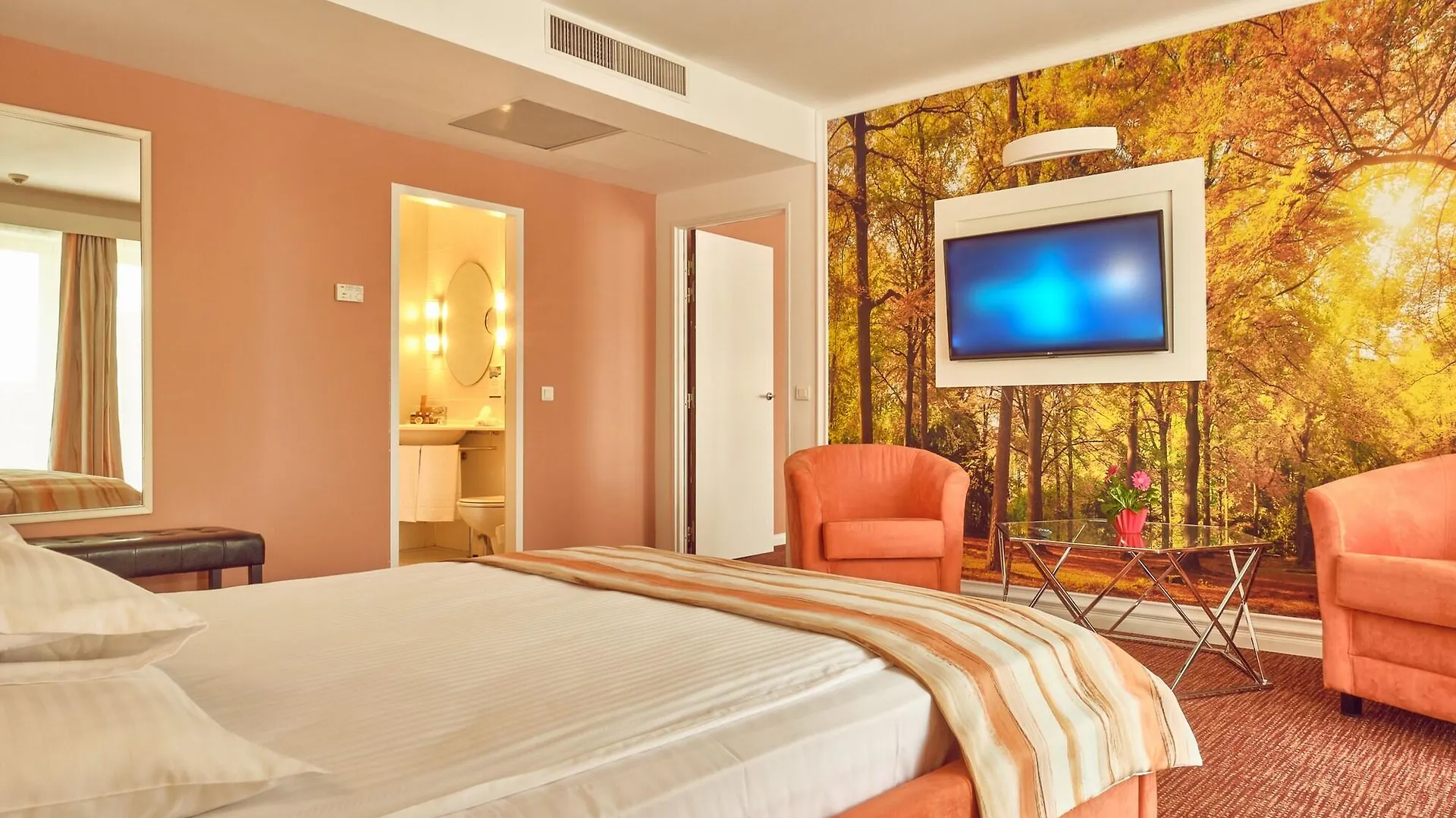 **** Hotel Continental Forum Bucuresti Palatul Parlamentului Rumunsko